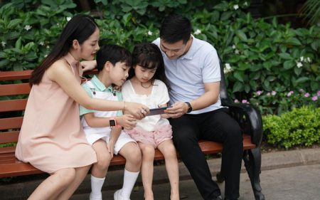 Vì thế hệ trẻ Việt Nam lớn lên cùng công nghệ, doanh nghiệp này đã làm gì?