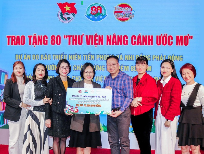CEO Hồ Lê Na luôn tham gia tích cực và năng nổ trong các hoạt động xã hội